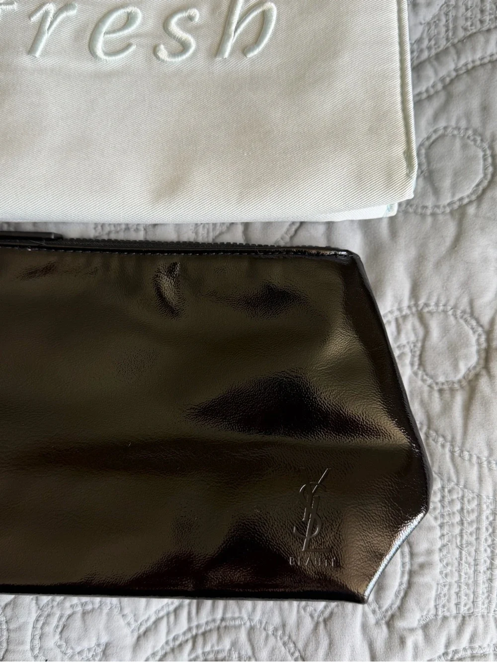 Sephora White and Black Cosmetic Pouch Duo